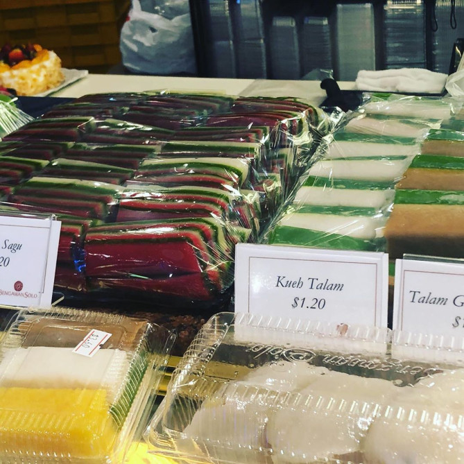 カラフルなクエラピスサグ