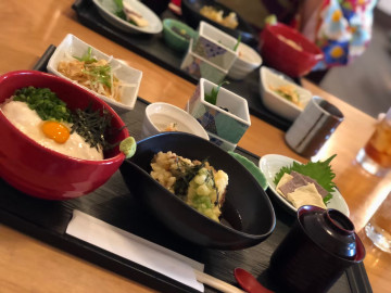 【京都】朝食におすすめのレストラン12選！京都らしいおばんざい、卵かけご飯、ブッフェも
