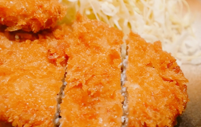 サクサクかつが絶品！