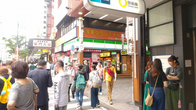 食べ歩き禁止エリアには注意しよう