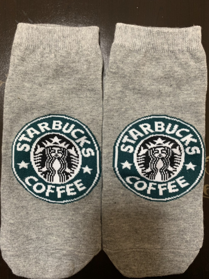 韓国 お土産には安くてかわいい靴下を キャラクターやブランド風ソックスを格安でゲット