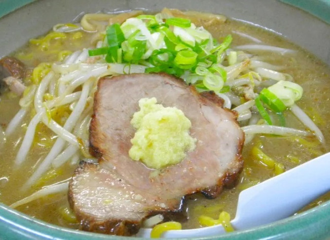 麺屋 彩未（さいみ）の味噌ラーメン