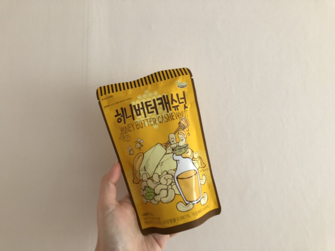 おつまみにもピッタリなハニーバターカシューナッツ