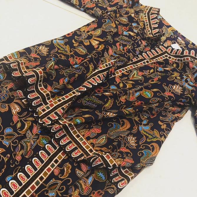 シンガポール航空のユニフォームのサロンケバヤ