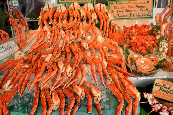 二条市場のタラバガニ