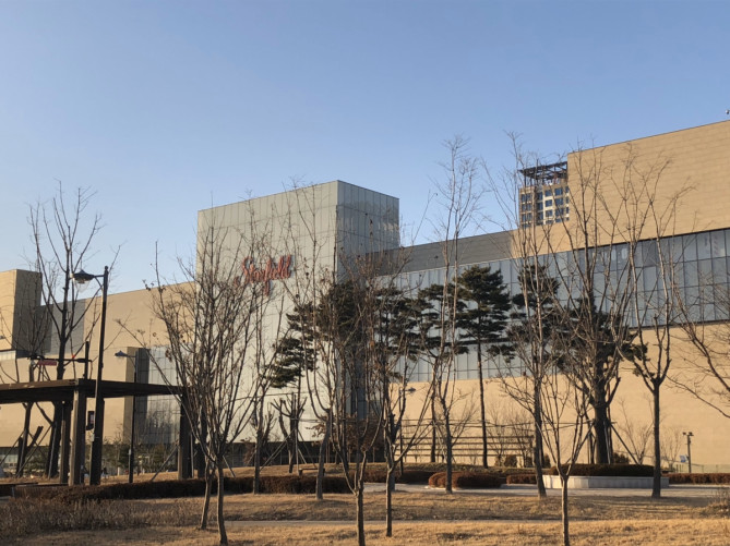 スターフィールド高陽の外観