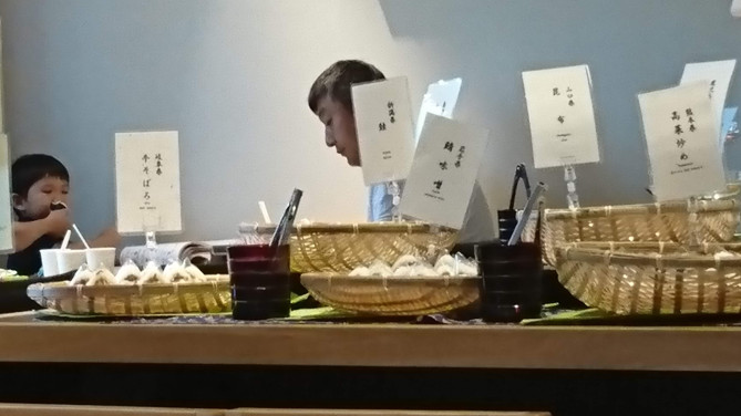 おにぎりバイキング