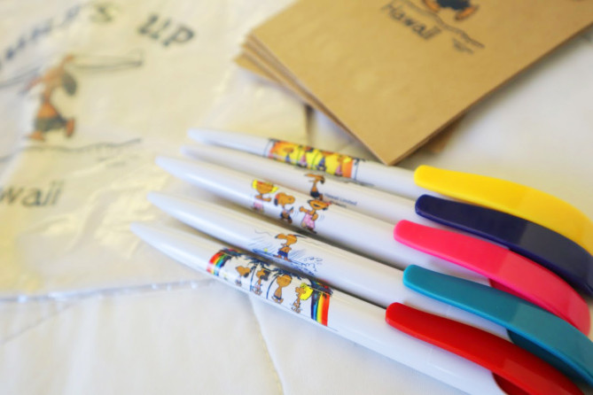 ハワイのモニで買える日焼けスヌーピー