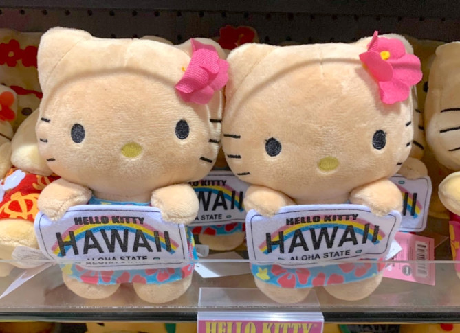 日焼けキティのぬいぐるみのコピー