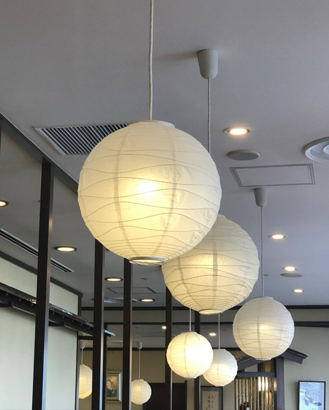 京都伊勢丹店の内観