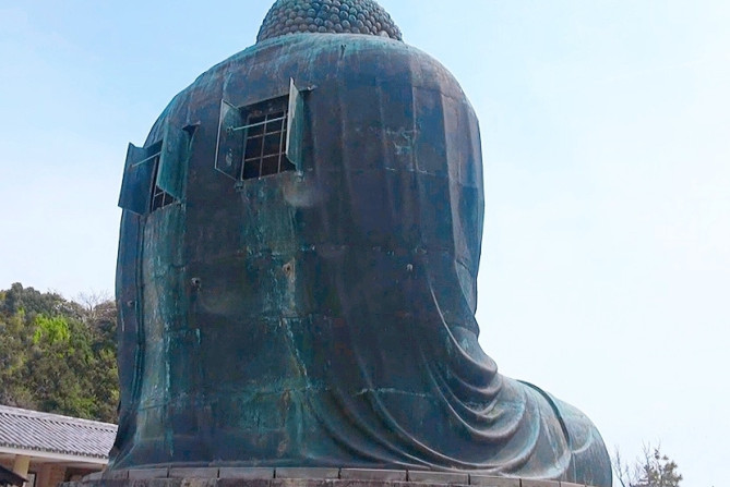 大仏様の窓