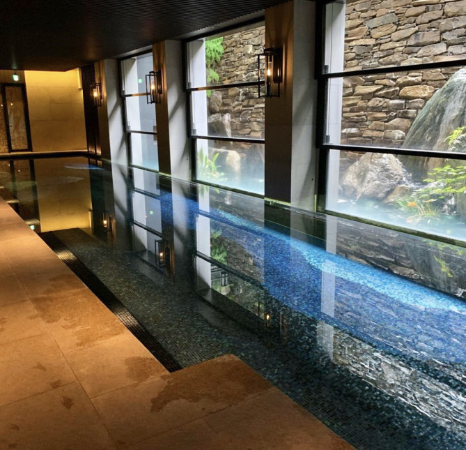 屋内プール