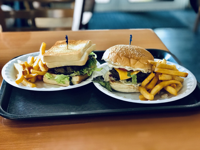 Meskla dosのハンバーガー 