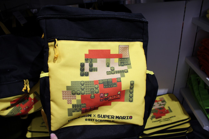 8 BIT SCRAMBLEのリュックサック