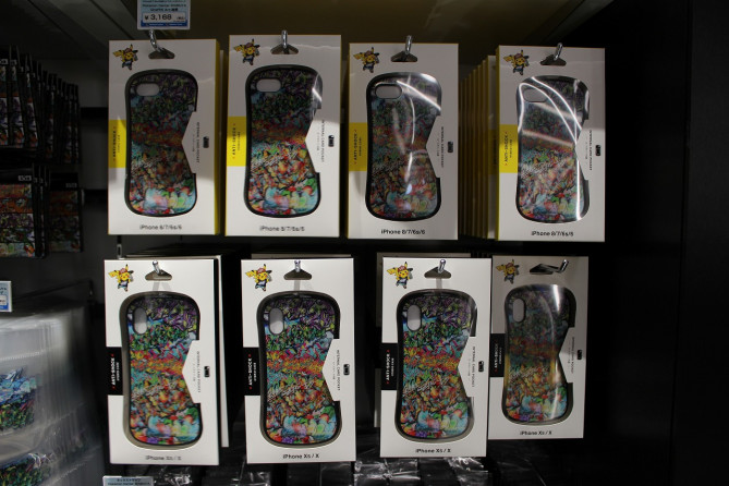 グラフィティ総柄スマホケース