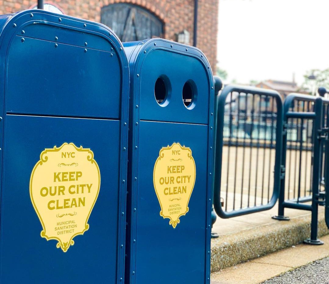 american-waterfront-trashcan-