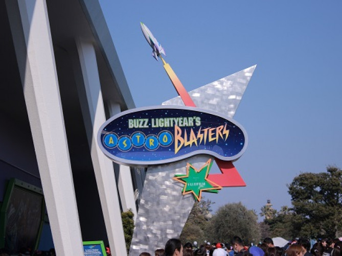 バズライトイヤーのアストロブラスターのスタンバイパス】入園時間別の