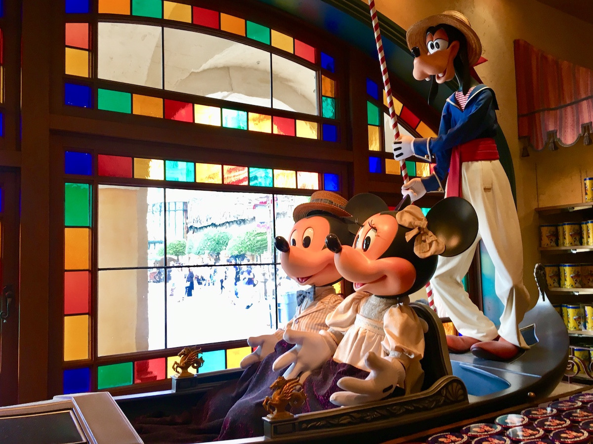 Disney - ミニー　ラプンツェル　アリエル　ディズニーストア　リングピロー 新作が続々登場♩ディズニーストアのリングピローが可愛すぎる♡