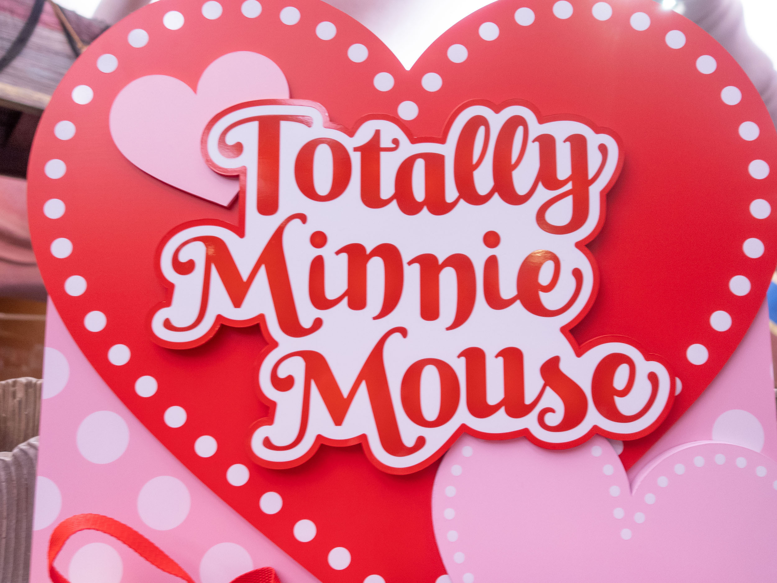 トータリー・ミニーマウスグッズ】歴代のコスチュームを着たぬいぐるみ