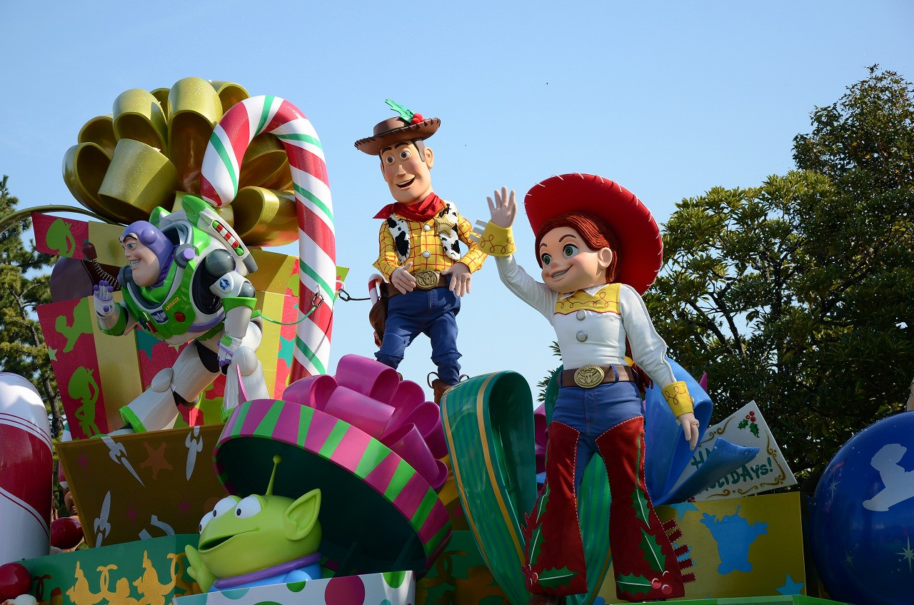 解説】トイストーリーのジェシーの悲しい過去とは？バスは恋人